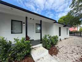 featured image of 2100 Sw 6th St