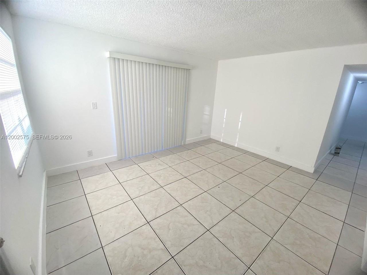 850 Sw 74th Ter #1 - Photo 5 of 12