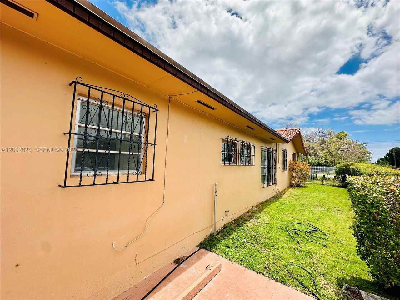 6241 Sw 2nd St #6241 - Photo 5 of 49