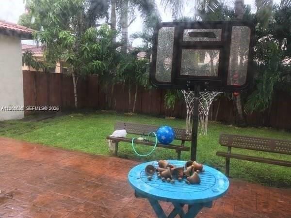 8067 Nw 199th Ter - Photo 5 of 13