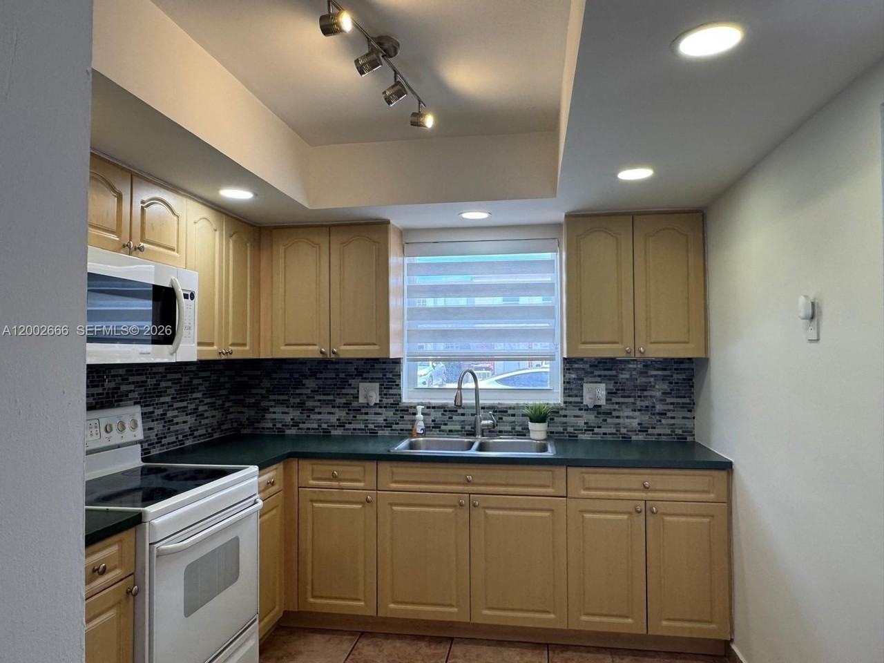 1373 W 69th St #0 - Photo 4 of 16