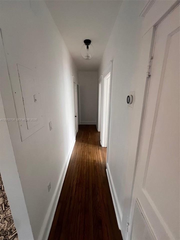 2272 Sw 11th Ter - Photo 7 of 23