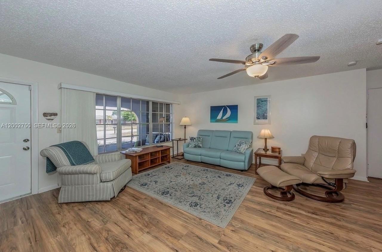 6551 Coliseum Blvd - Photo 4 of 23