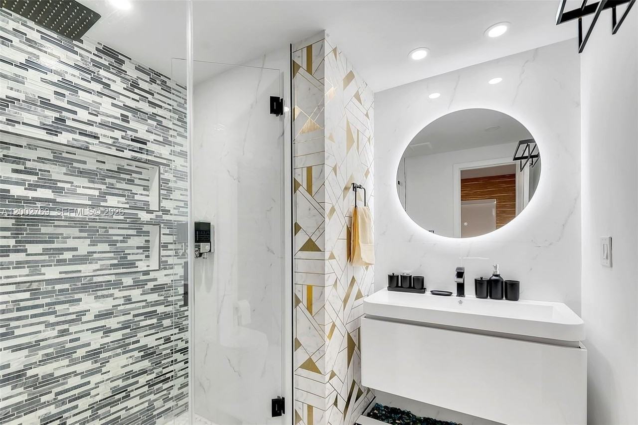 301 Sw 30th Ct - Photo 6 of 31