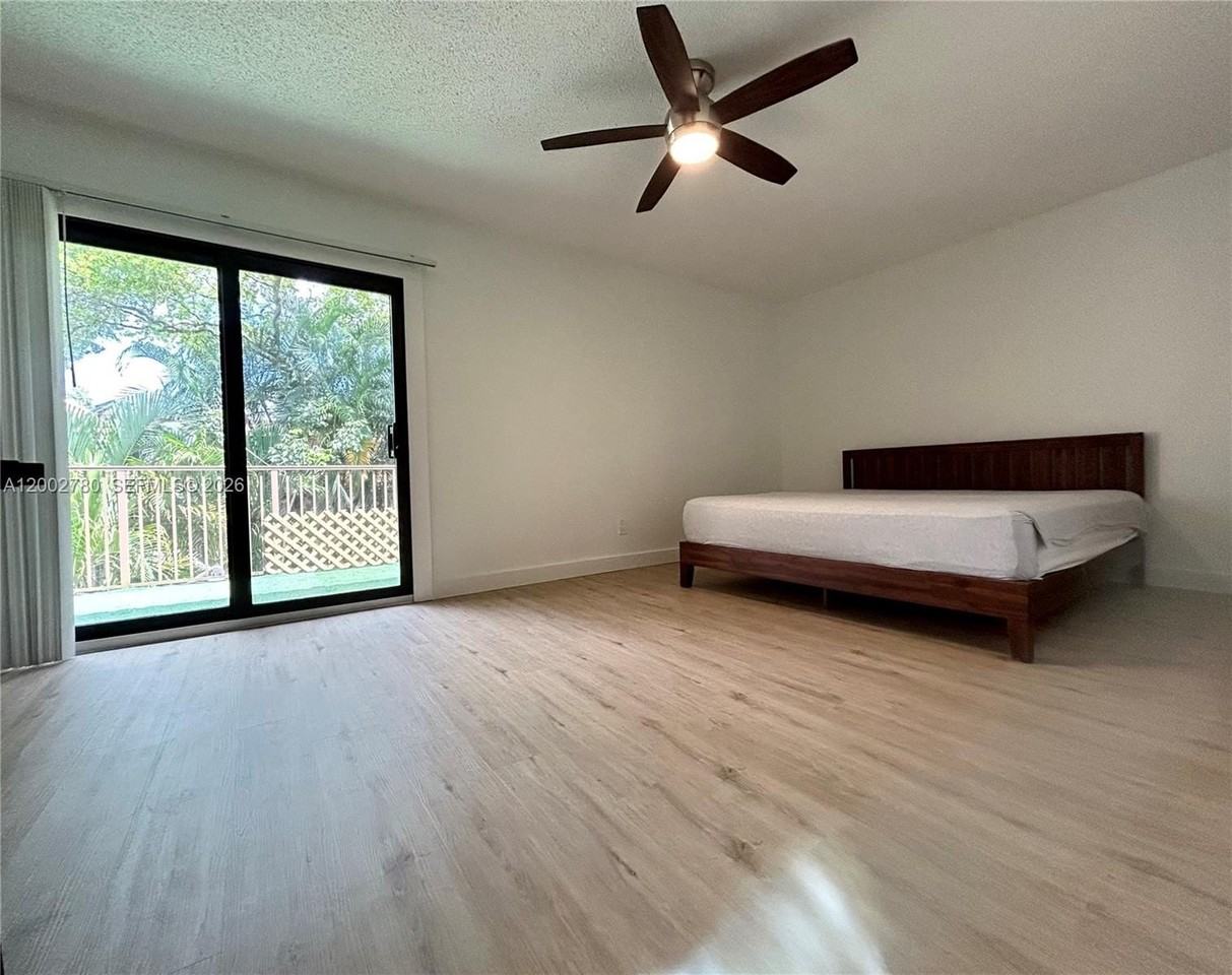 10 Laredo Pl #NA - Photo 7 of 13