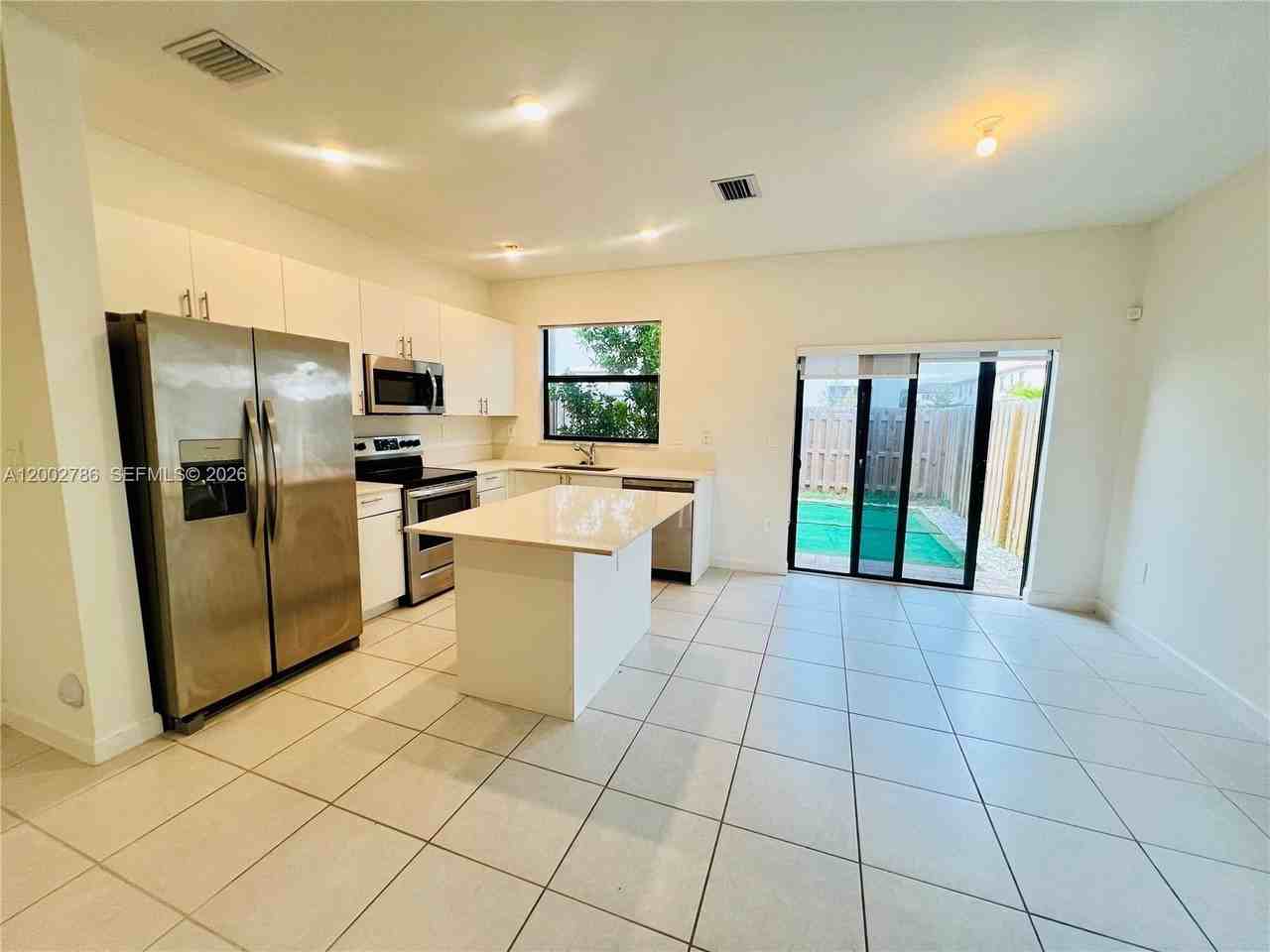 11845 Sw 247th Ter #11845 - Photo 3 of 30