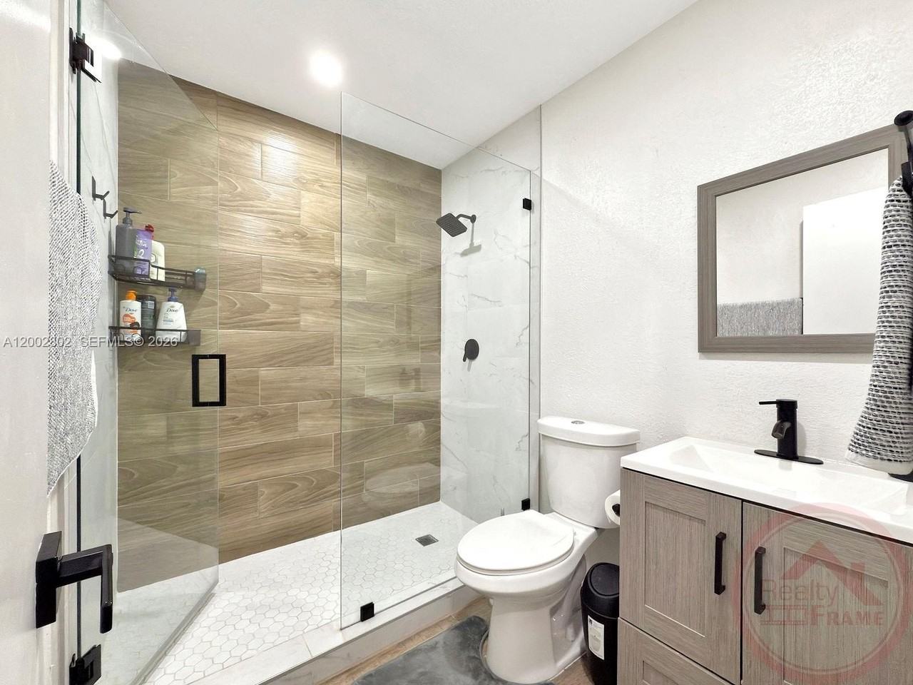 11240 Sw 60th Ter - Photo 4 of 19