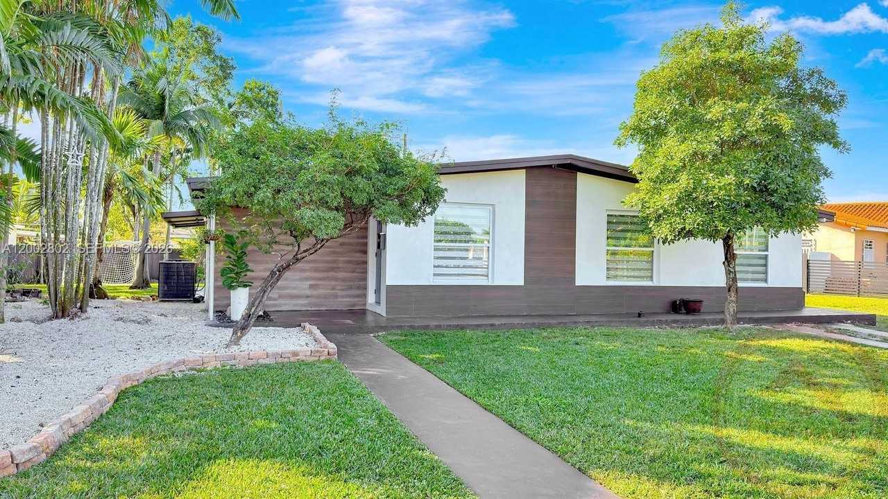 11240 Sw 60th Ter - Photo 7 of 19