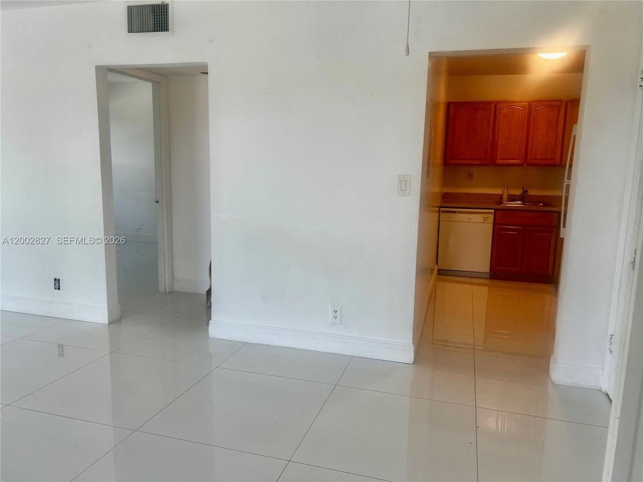 405 S Pine Island Rd #403D - Photo 3 of 14