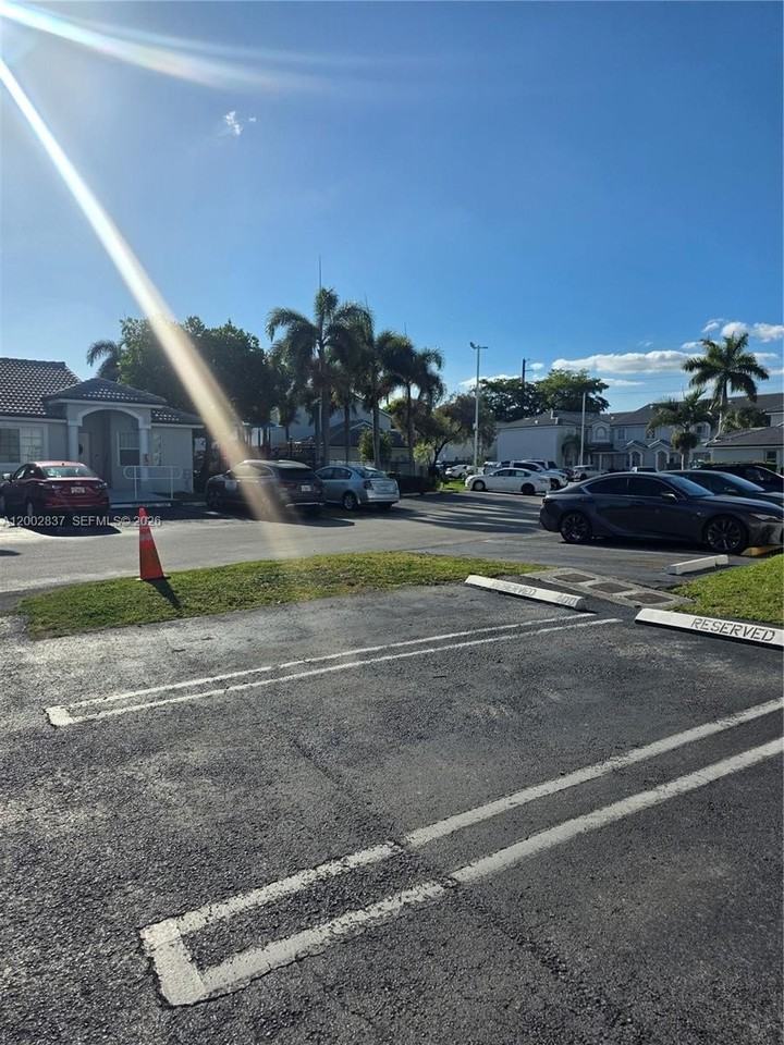 14055 Sw 120th Ct #5-18 - Photo 6 of 31