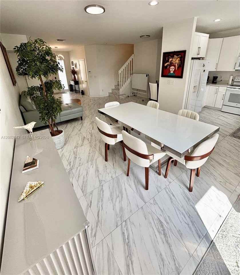 5952 Nw 47th Ter #5952 - Photo 7 of 41