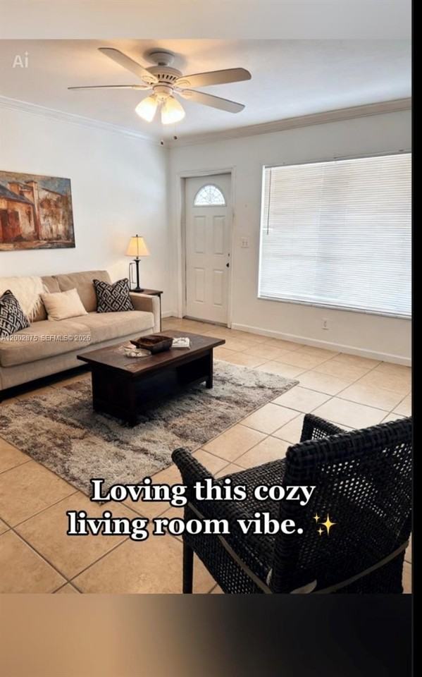 412 Sw 10th St #1-2 - Photo 2 of 11