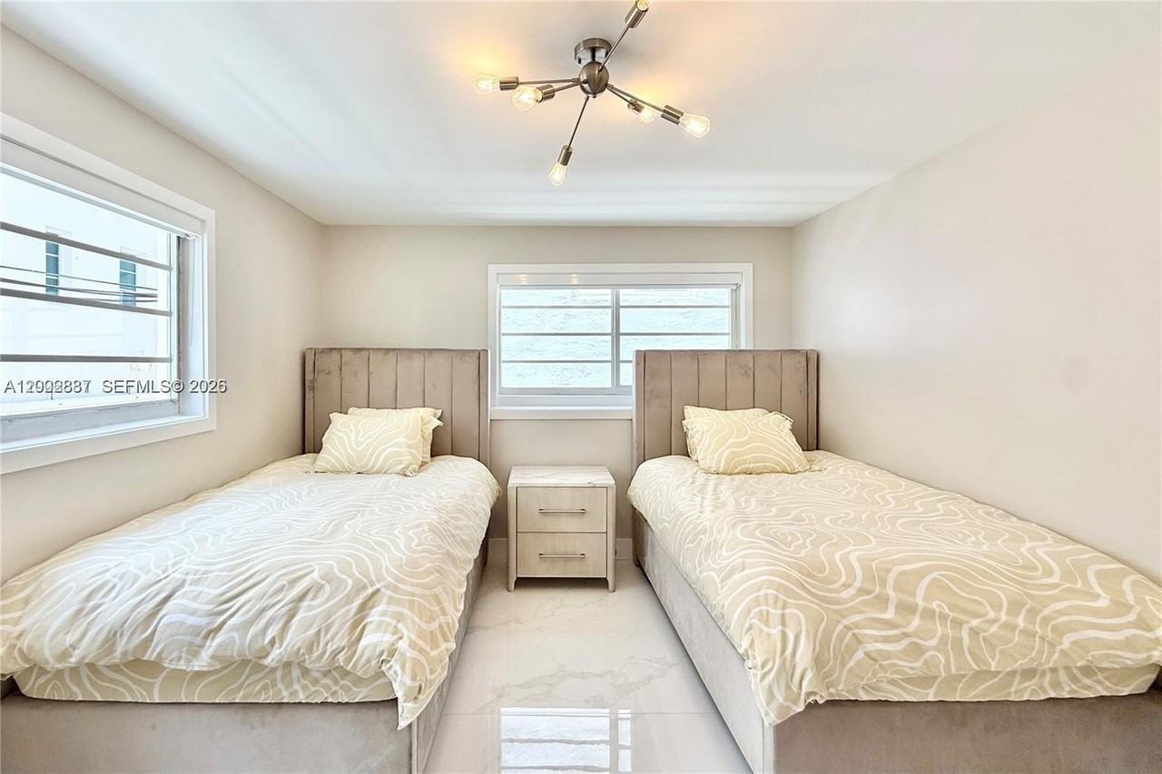 4122 Collins Ave #2B - Photo 6 of 13