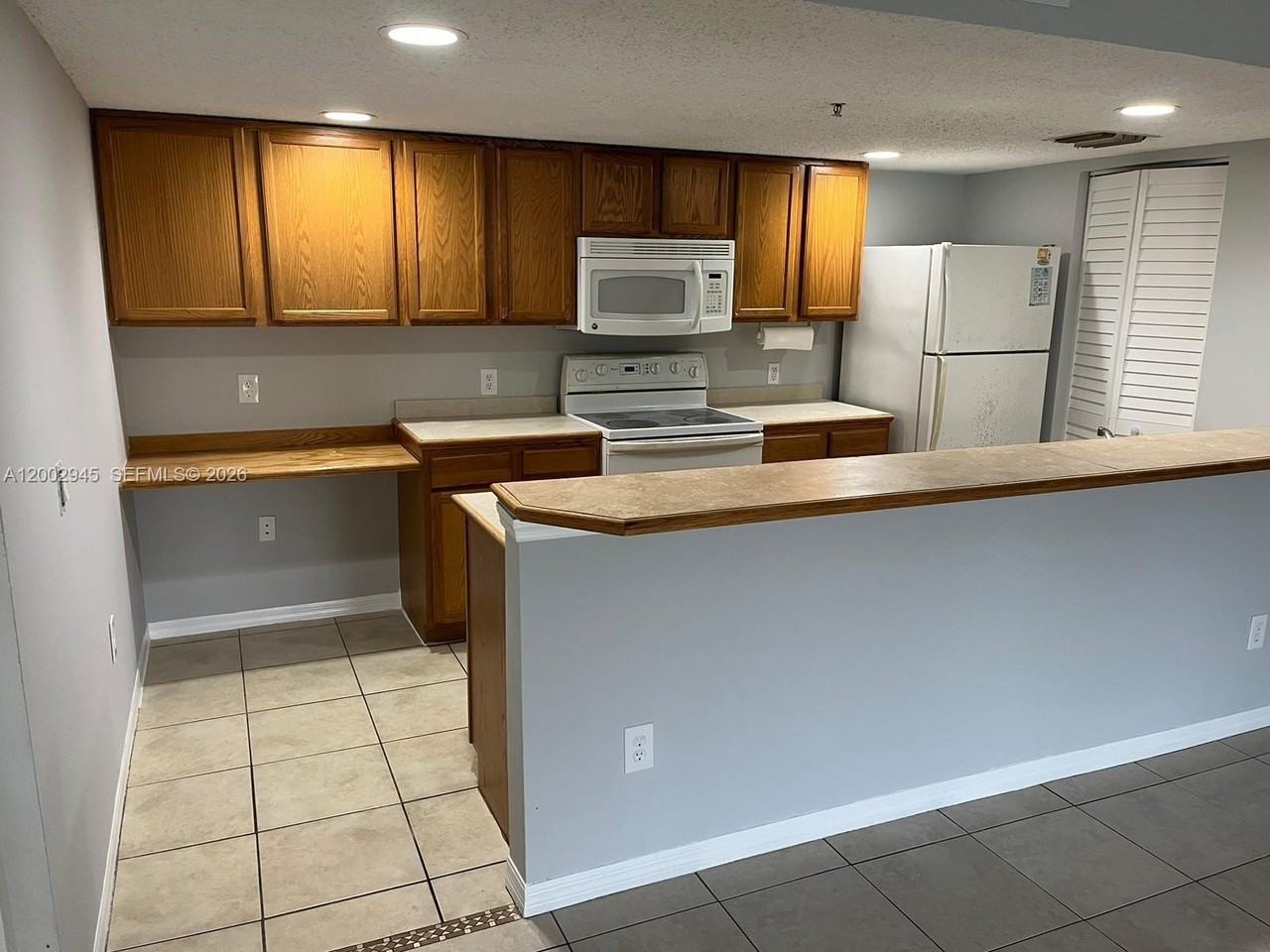 9907 Westwood Dr #17-2 - Photo 2 of 26