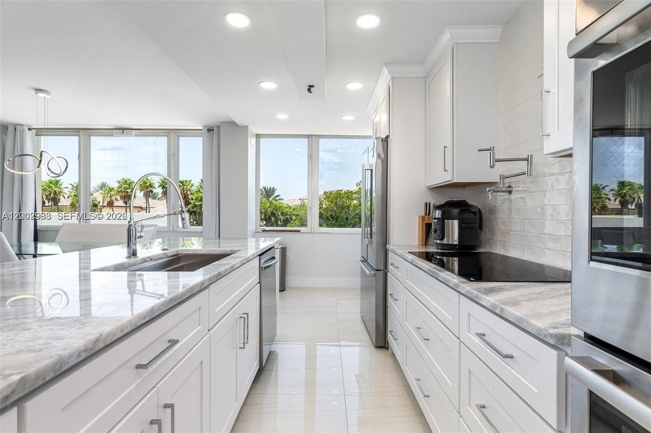 3912 S Ocean Blvd #306 - Photo 4 of 25