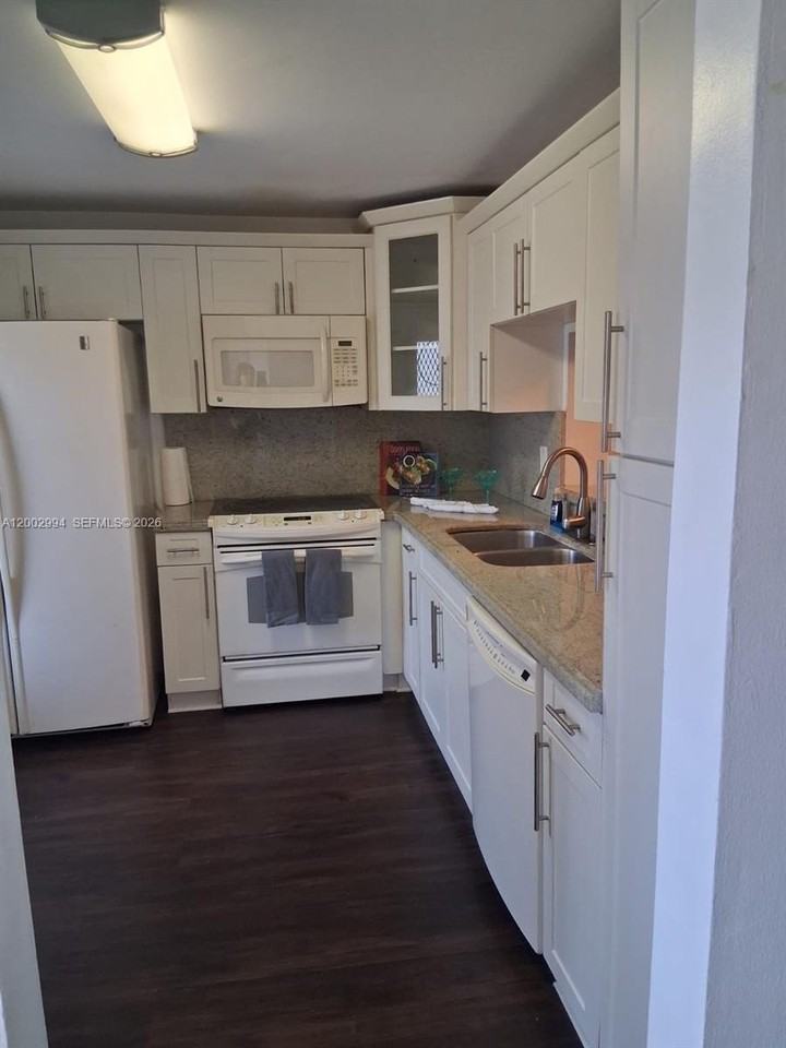 301 Ne 14th Ave #202