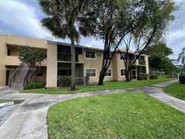 featured image of 661 Cypress Lake Blvd #I20