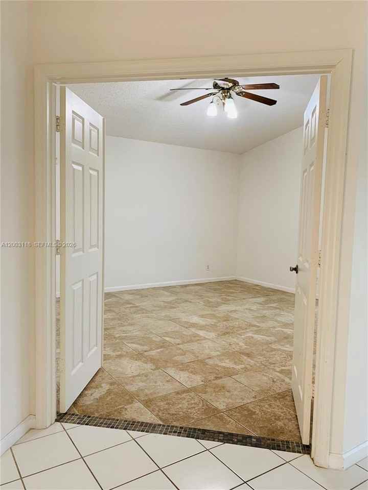 2444 Stonegate Dr - Photo 7 of 8