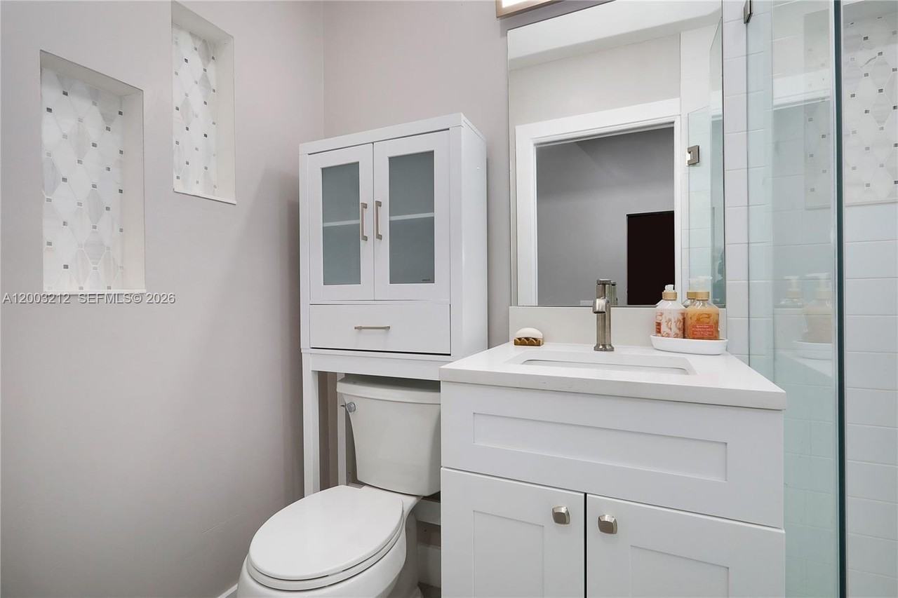 2368 Sw 21st St #SIDE - Photo 7 of 8