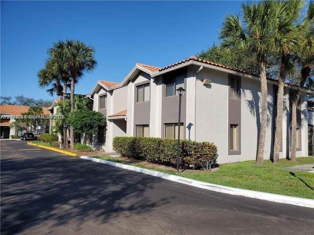 3204 Coral Lake Ln #3204 - Photo 2 of 14