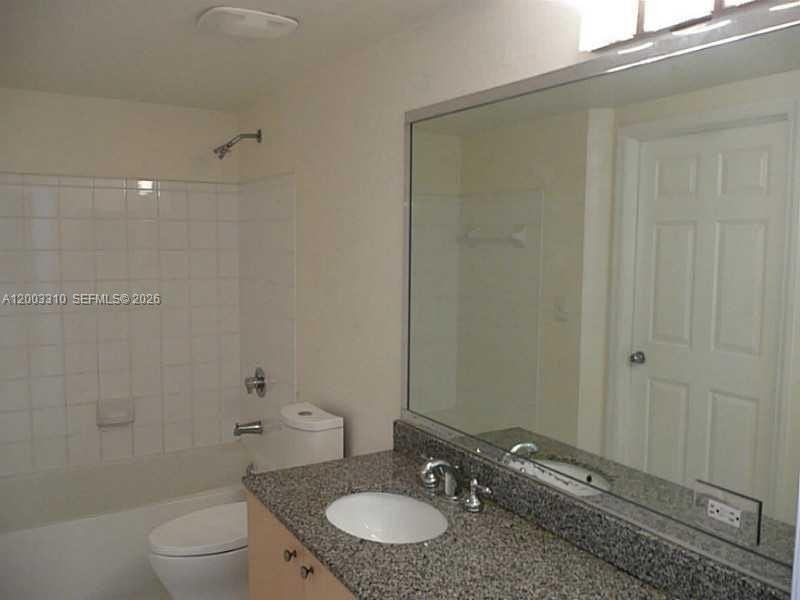 2586 Centergate Dr #207 - Photo 5 of 8