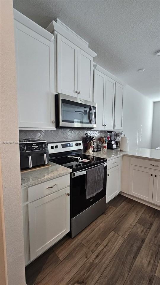 7798 Clove Hitch Way #7798 - Photo 2 of 16