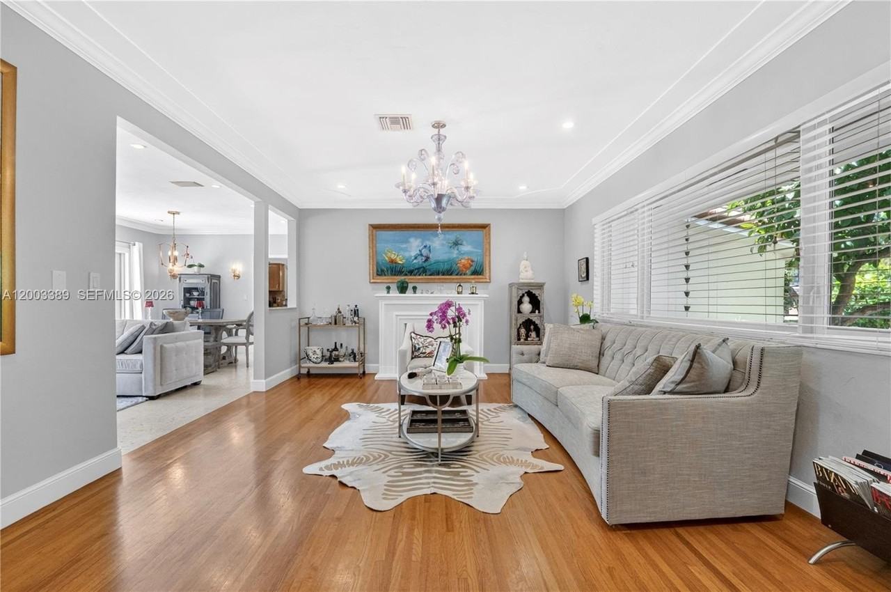 1524 Siena Ave - Photo 4 of 39