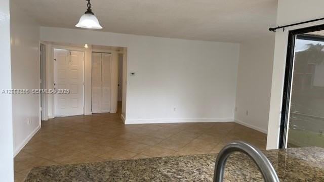 1160 Washington Cir #1160B - Photo 6 of 15