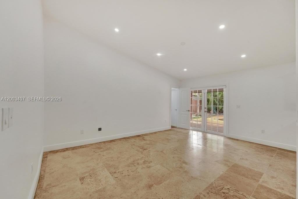 1981 Sw 139th Ct - Photo 5 of 22