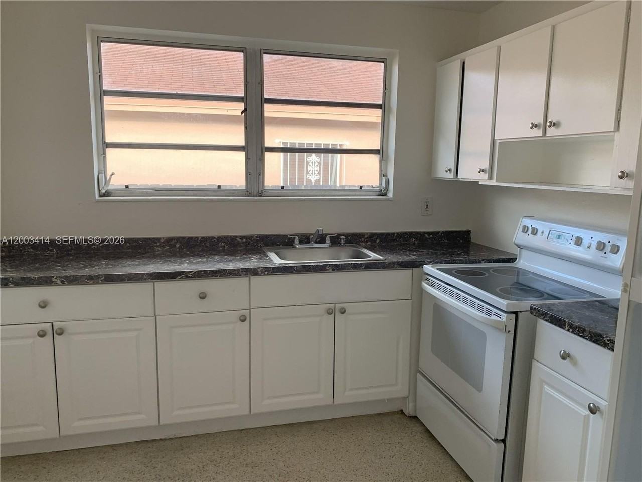 1725 Nw 59th St #3 - Photo 4 of 10