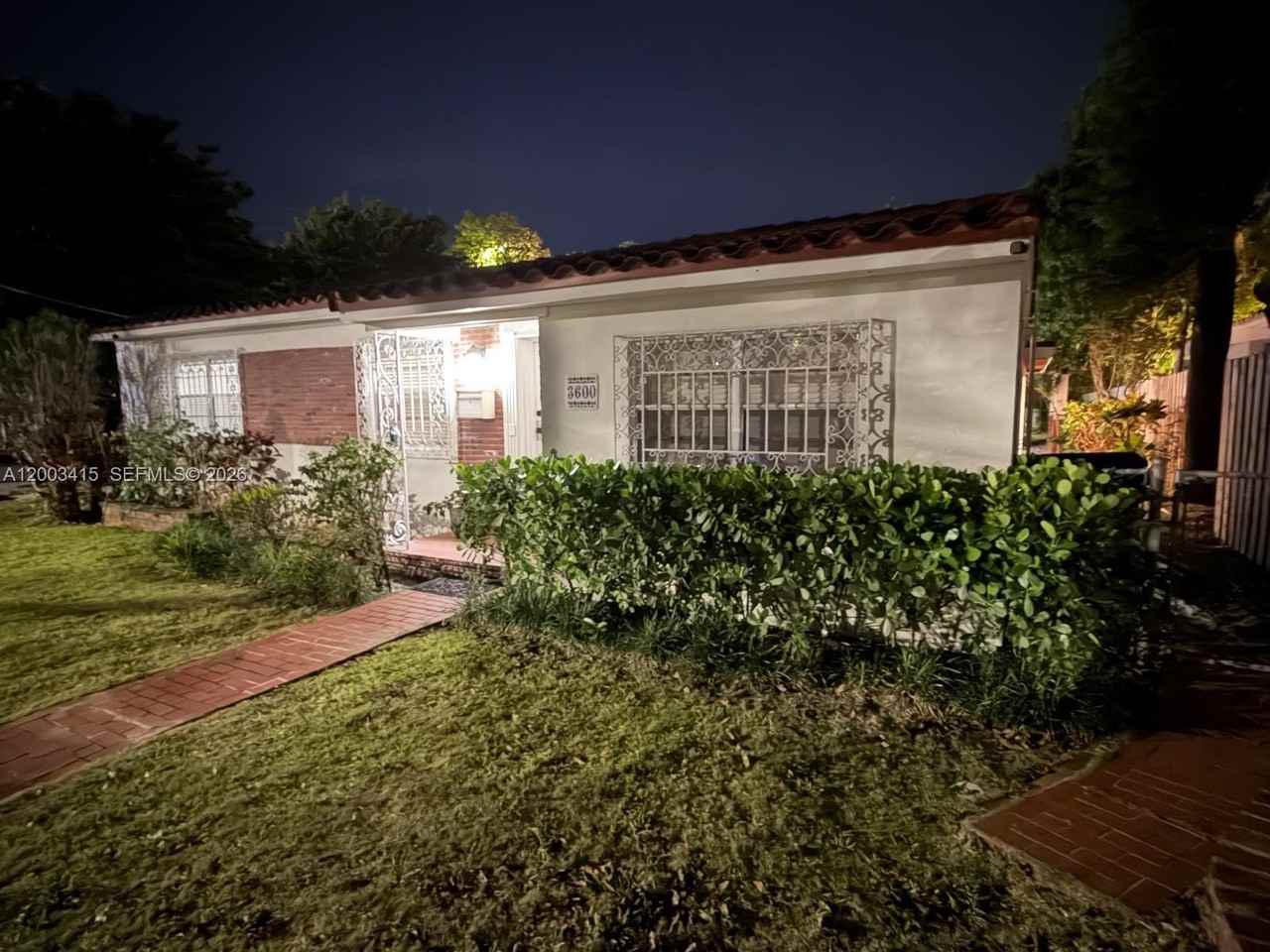 3600 Sw 26th St #0 - Photo 4 of 45