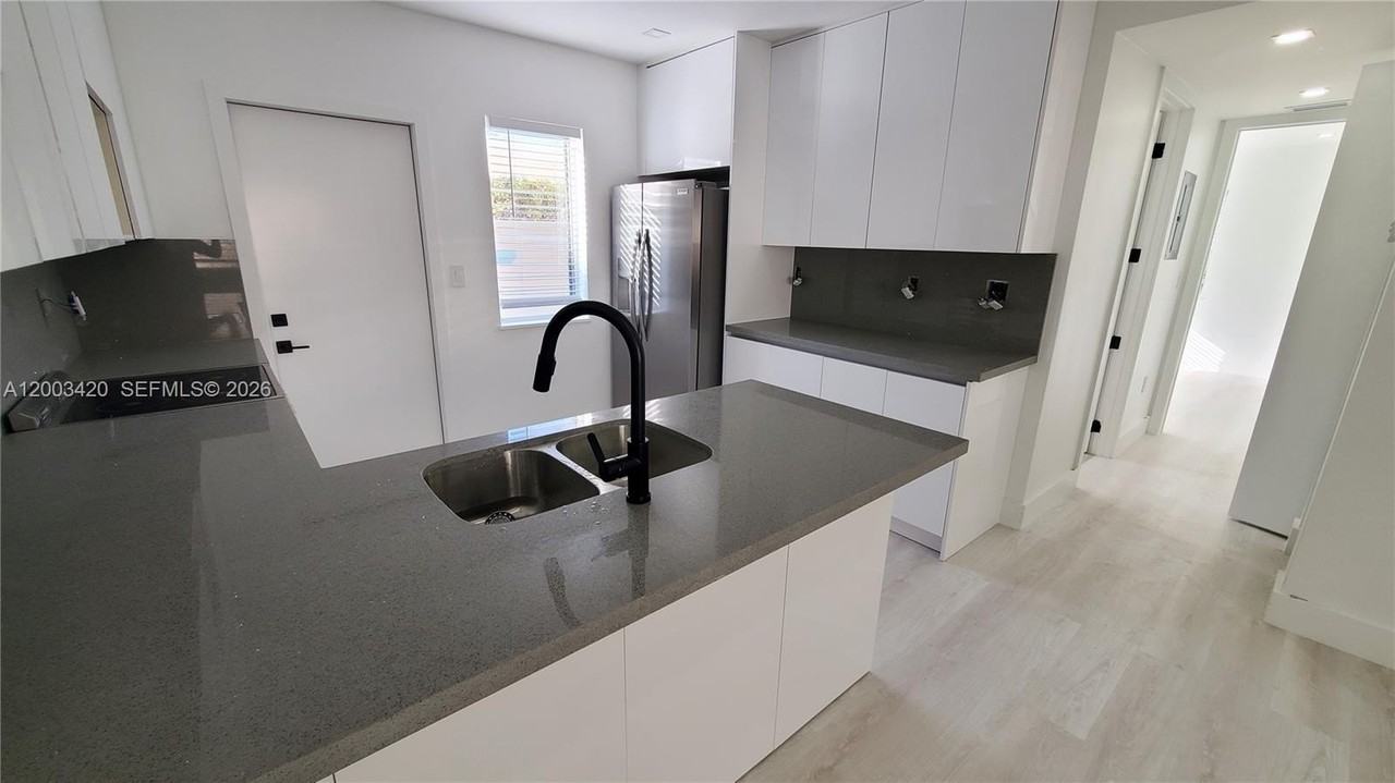 215 Zamora Ave #3 - Photo 2 of 23