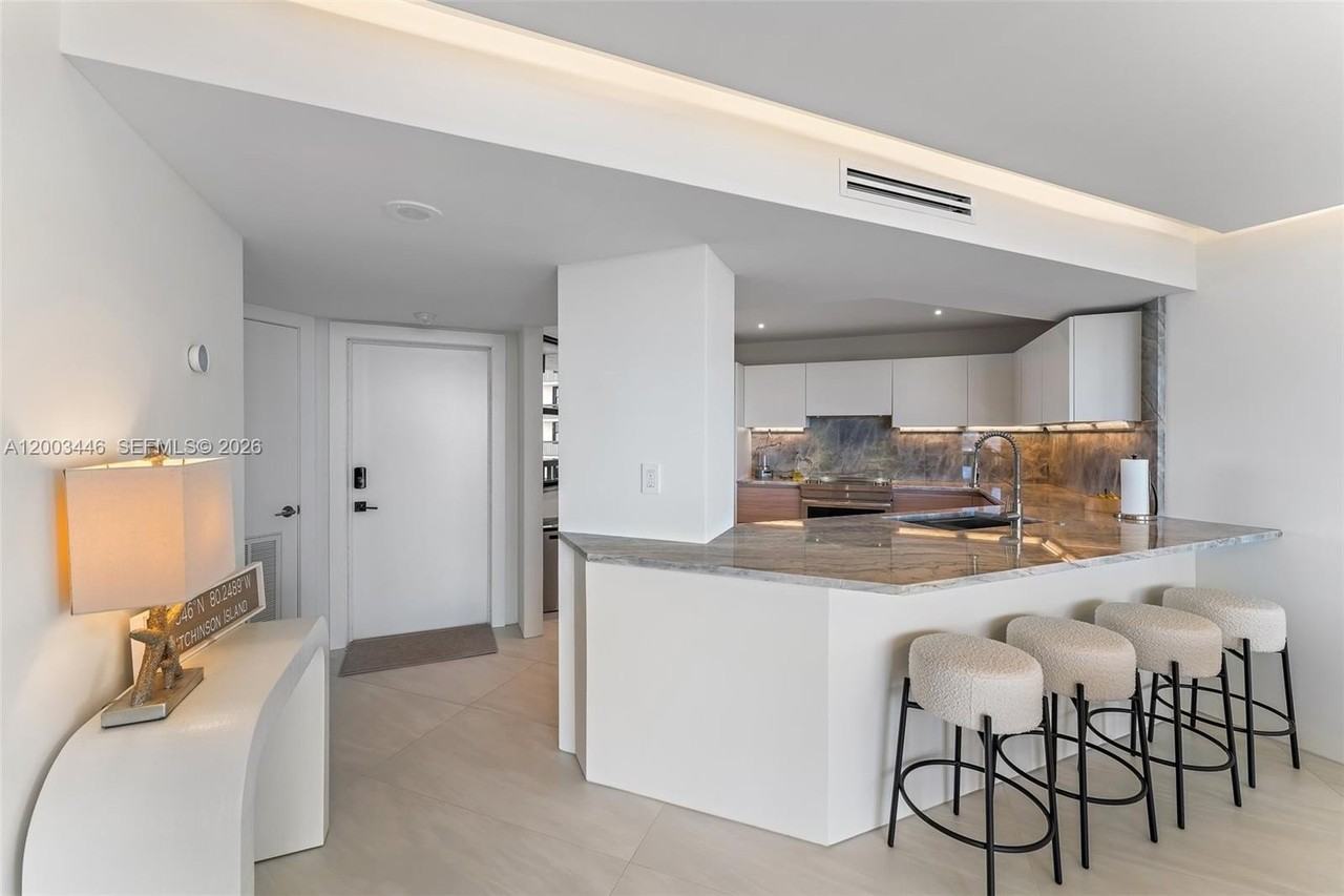9500 S Ocean Dr #1110 - Photo 3 of 29