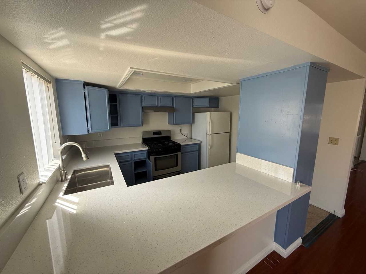 818 S Ramona St #B - Photo 4 of 15