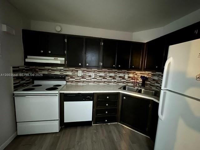 3123 Oakland Shores Dr #D212 - Photo 6 of 33