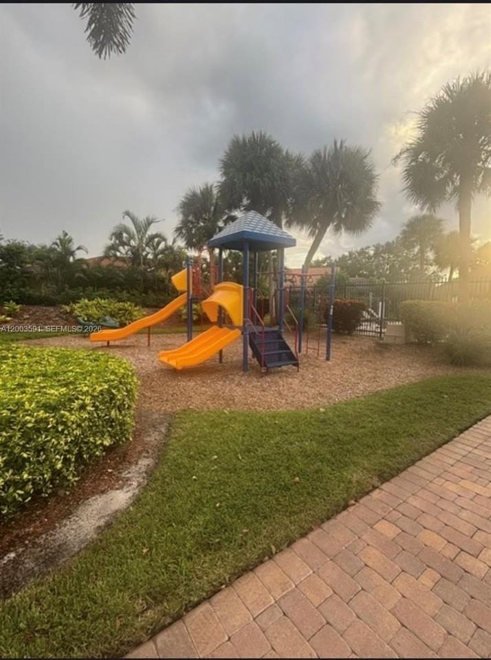 12149 Quilting Ln - Photo 7 of 22