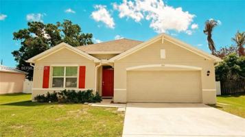 featured image of 2402 Se Gillette Ave