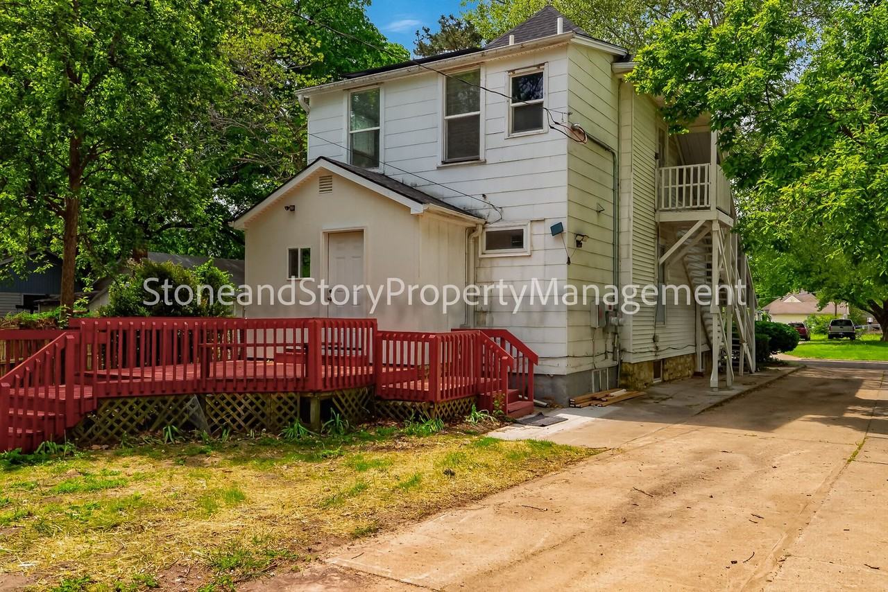 724 Ne Wabash Ave - Photo 3 of 28