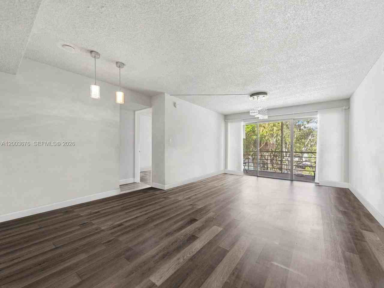 4235 N University Dr #312 - Photo 4 of 21