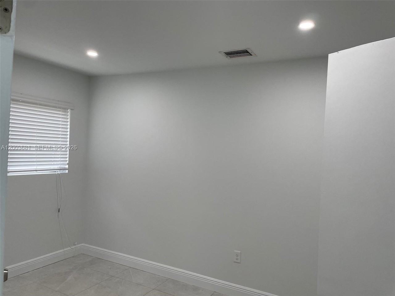8640 Sw 125th Ter - Photo 6 of 11