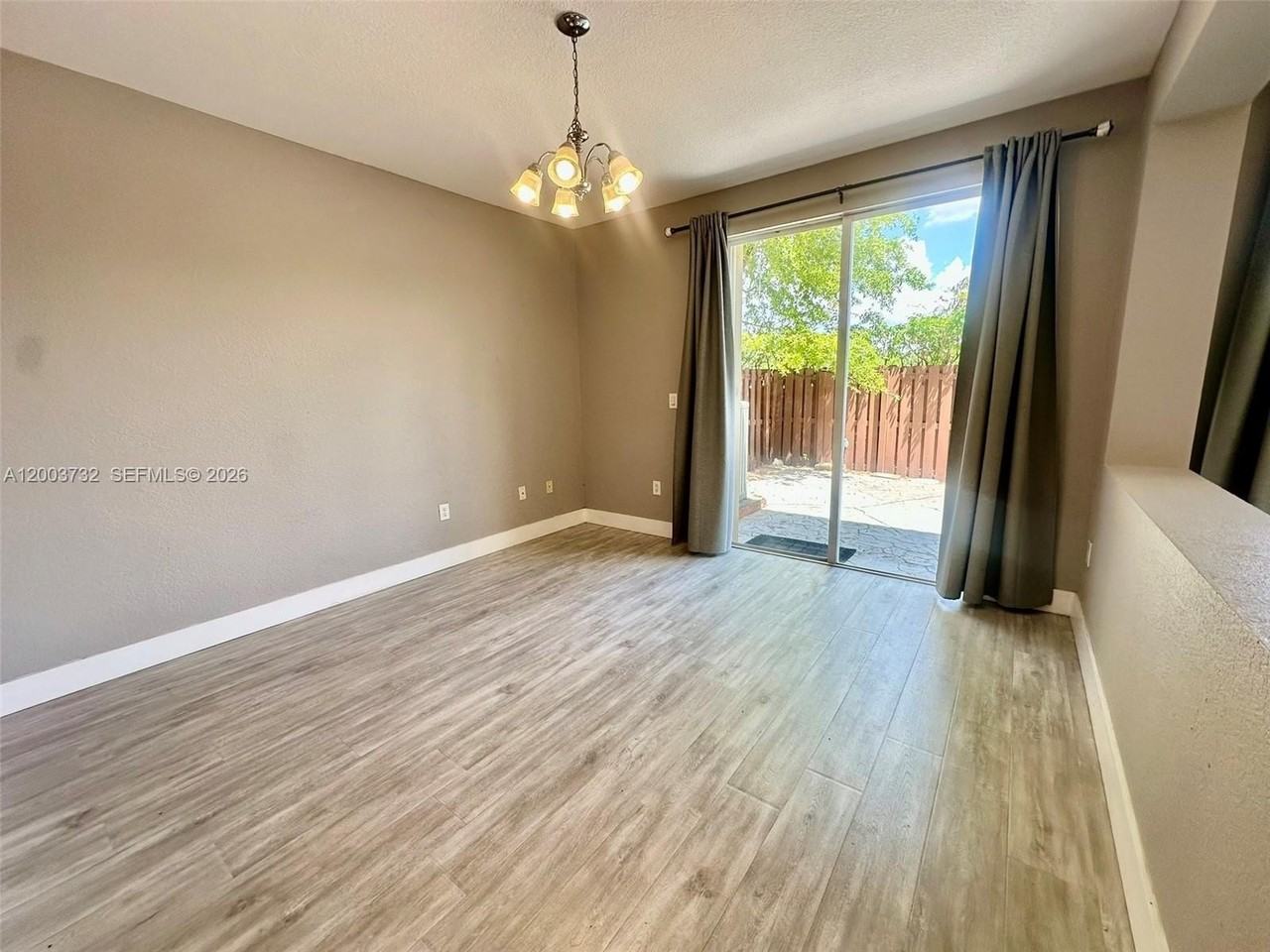 16537 Sw 78th Ter - Photo 2 of 34