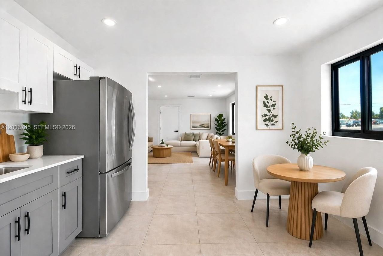 1102 Nw 103rd St #1 - Photo 5 of 21