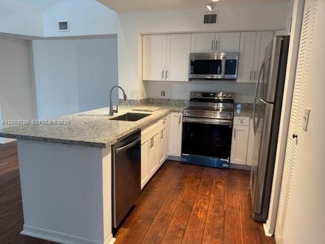 12112 ST ANDREWS PL #309 - Photo 7 of 16