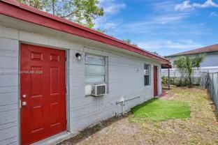 2701 Nw 18th Ter #B - Photo 1 of 1