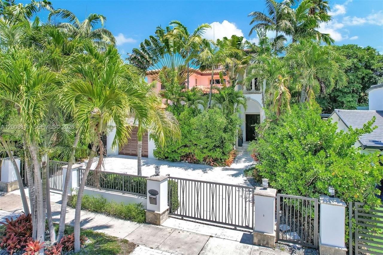 2143 N Bay Rd - Photo 7 of 50