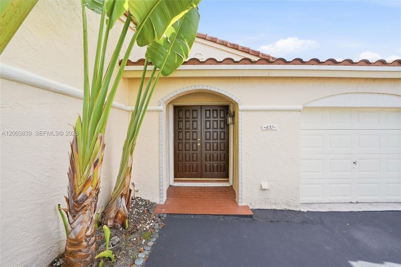 631 Sw 88th Ct - Photo 7 of 28