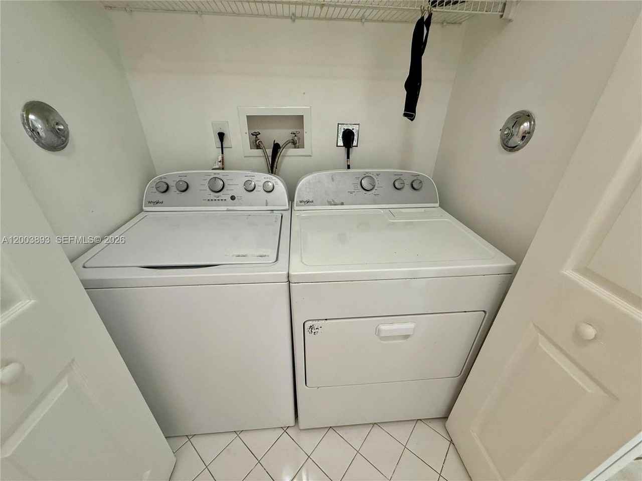 2206 Nw 170th Ave - Photo 3 of 20