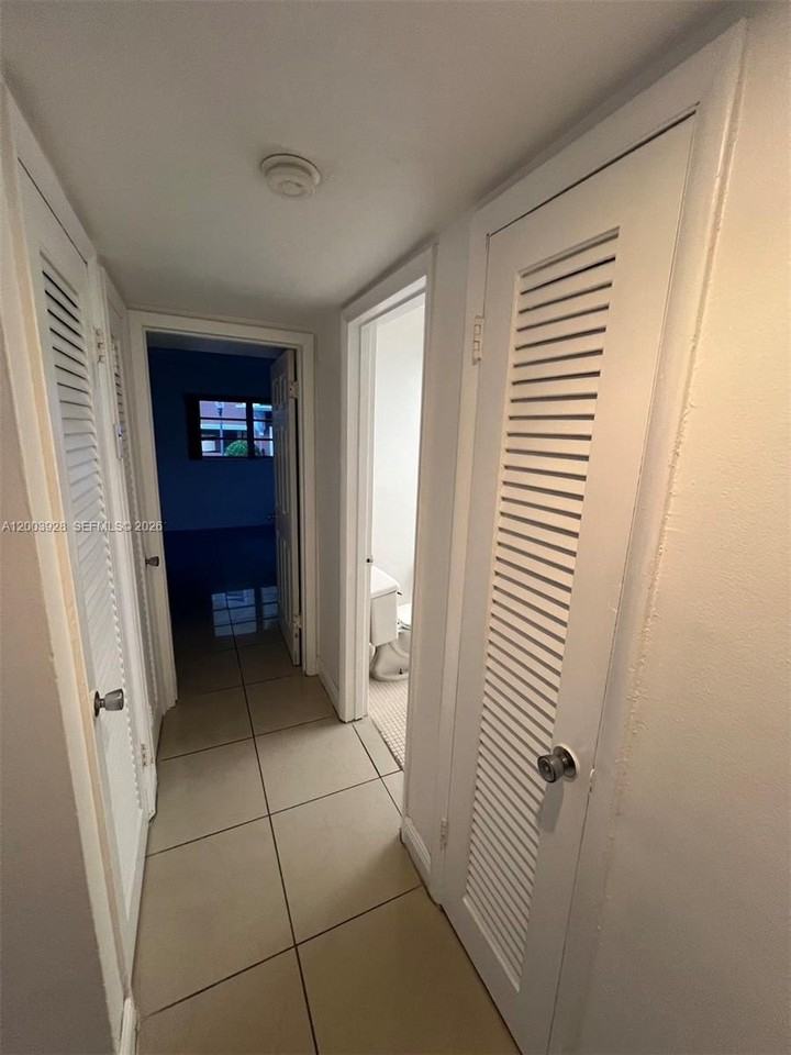 7324 Sw 82nd St #B210 - Photo 4 of 6