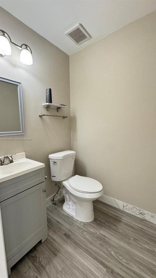 12153 Nw 36th Pl #2L - Photo 7 of 20