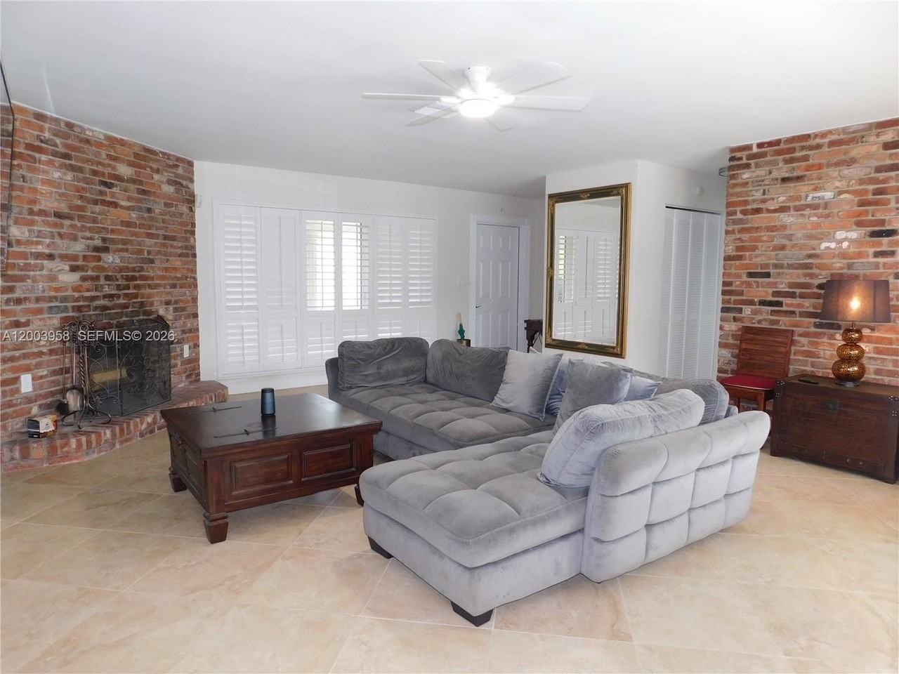 108 Ne 30th St - Photo 6 of 50